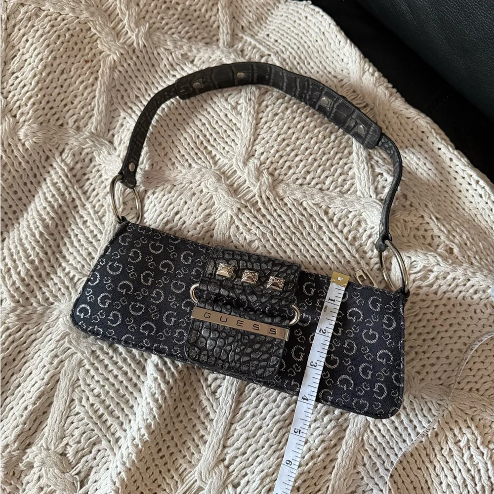 Guess vintage Inspired Black Shoulder Bag with Croc-Texture Accent - Picture 8 of 8
